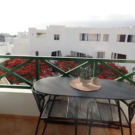 شقة Luceros De - Aircon & Balcony أَغايتي
